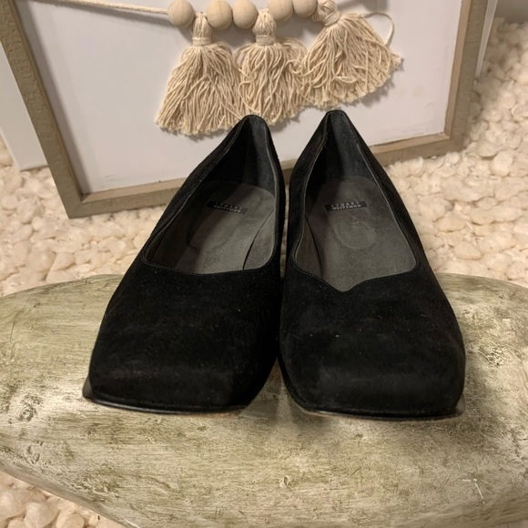Stuart Weitzman || Black Suede Square Toe Block Heels 9.5 B - Picture 7 of 10